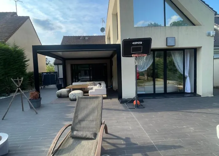 Vila Avec Piscine 35 Min De Paris Étiolles